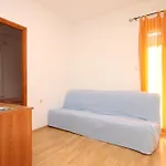 With A Parking Space - 8430 Apartmán Ugljan