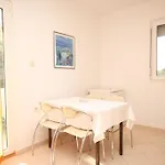 With A Parking Space - 8430 Ugljan
