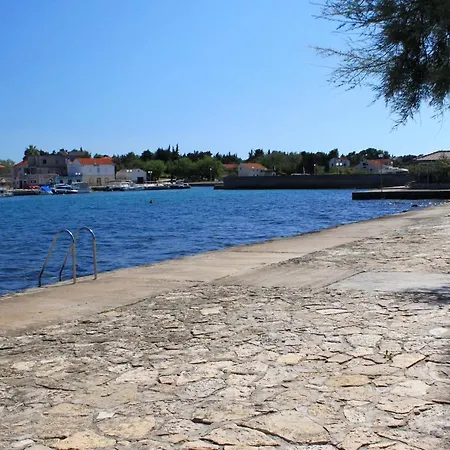 With A Parking Space - 8430 * Ugljan