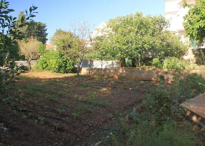 아파트 With A Parking Space - 8430 *