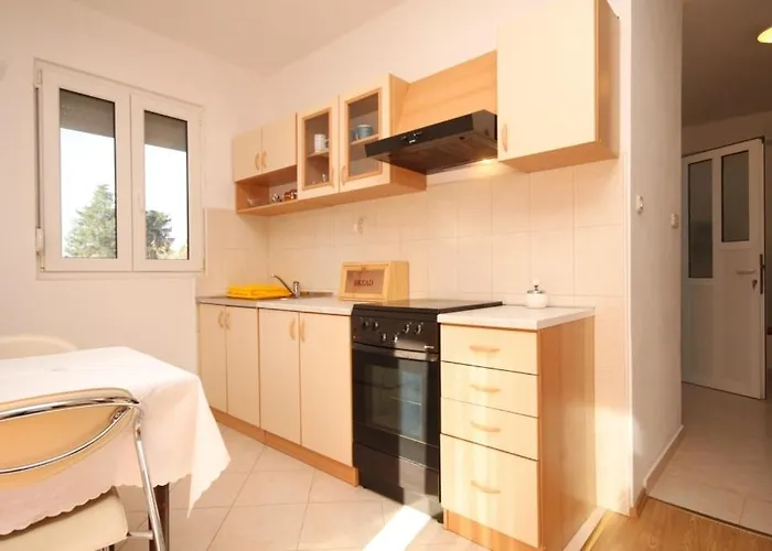 With A Parking Space - 8430